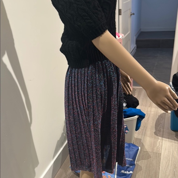 Elegant Purple and Black Midi Skirt - Picture 8 of 8